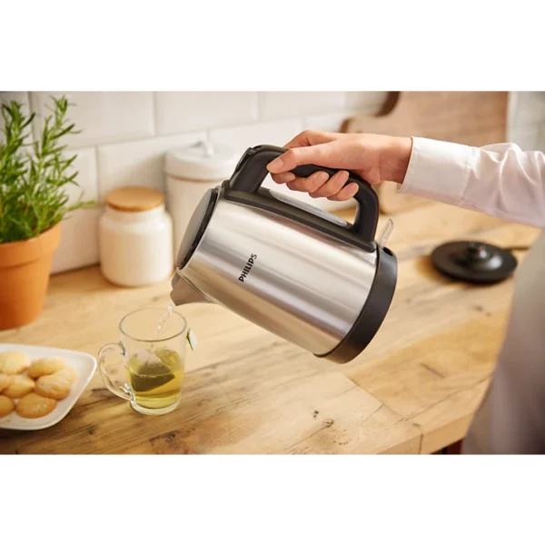 Philips Daily Collection Metal Kettle-Spring Lid, Light indicator HD9350/92 - Image 2